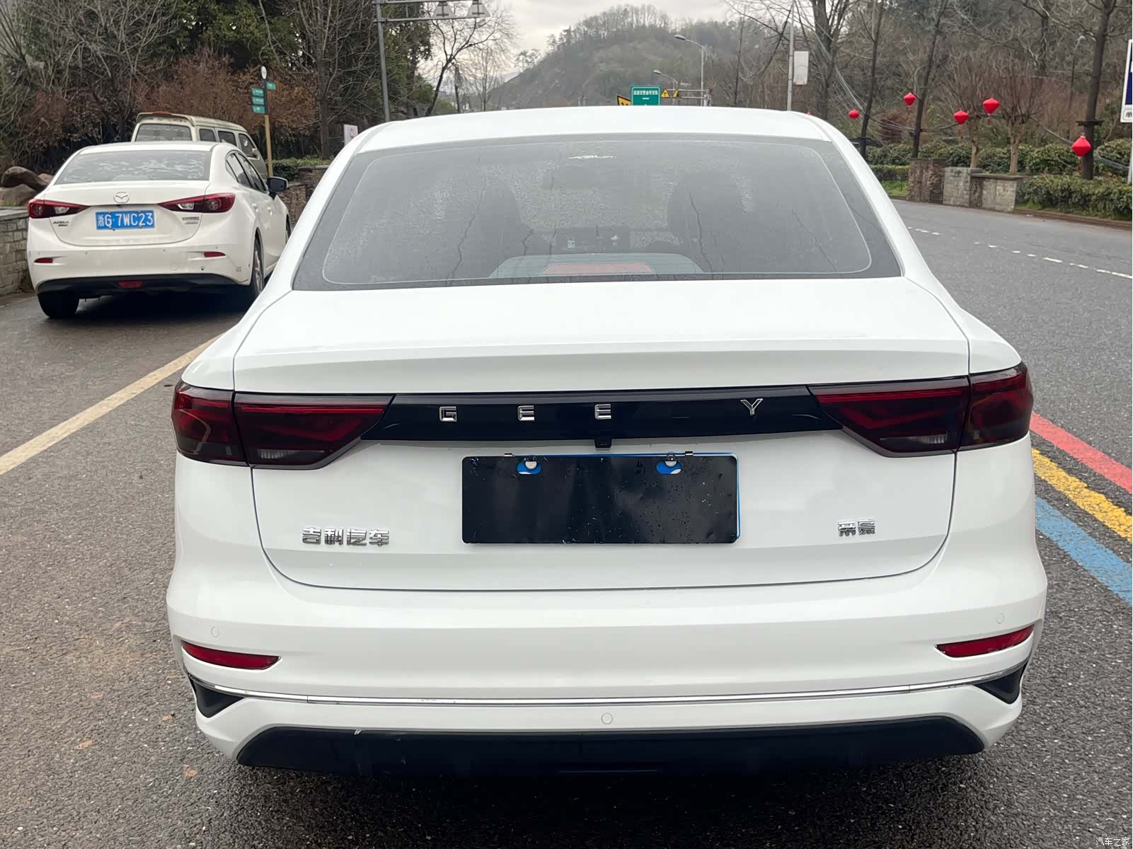 Geely Emgrand, 2023 4