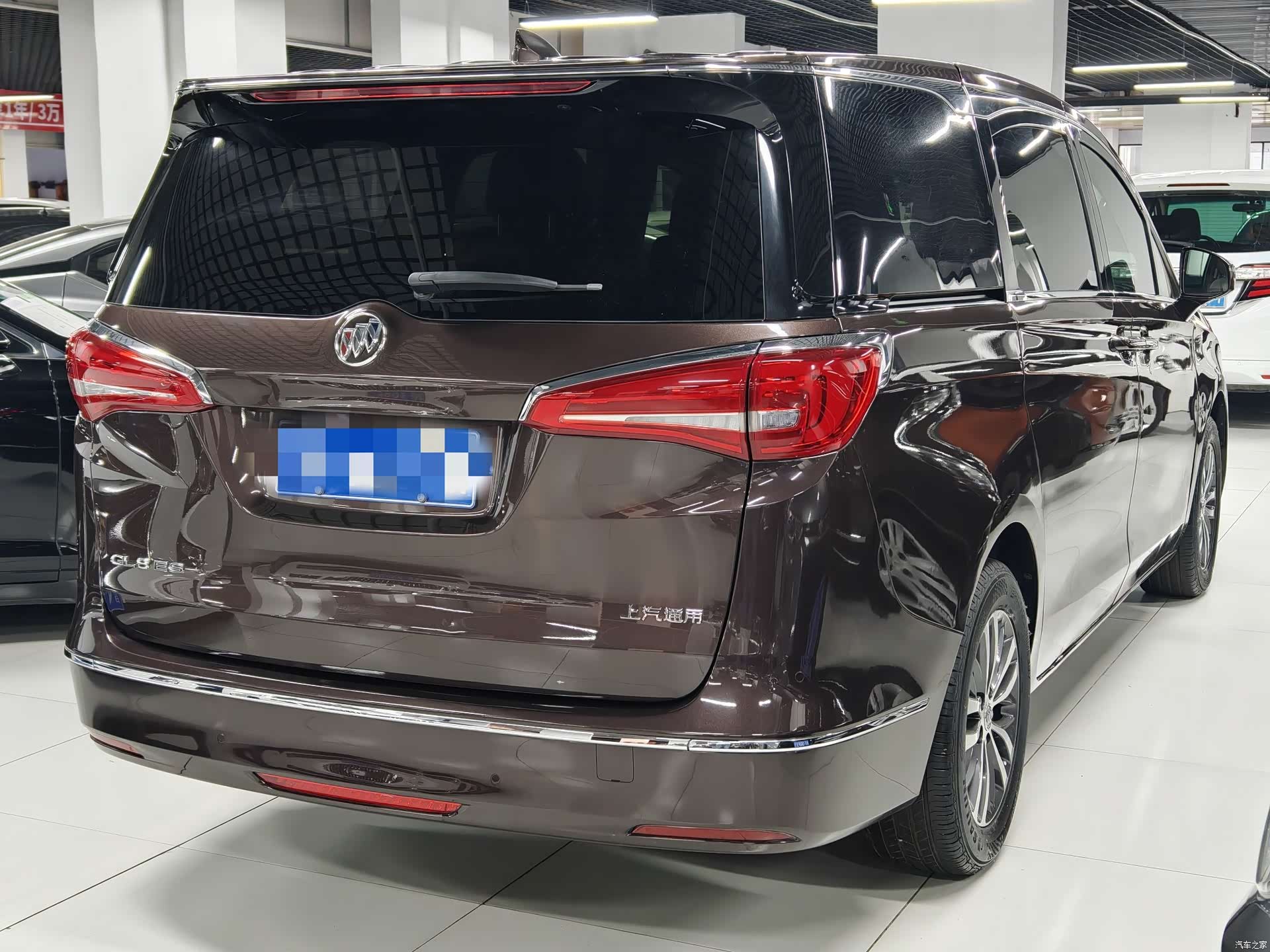 Buick GL8, 2019 3