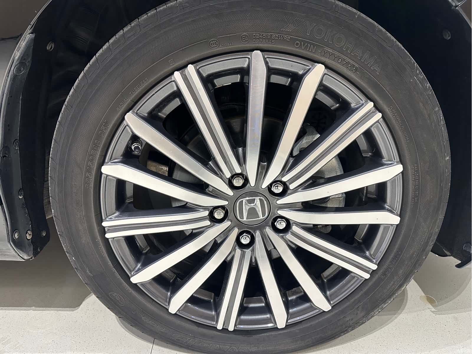 Honda Elysion, 2022 16