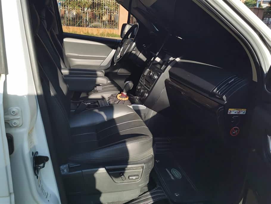 Land Rover Freelander 2