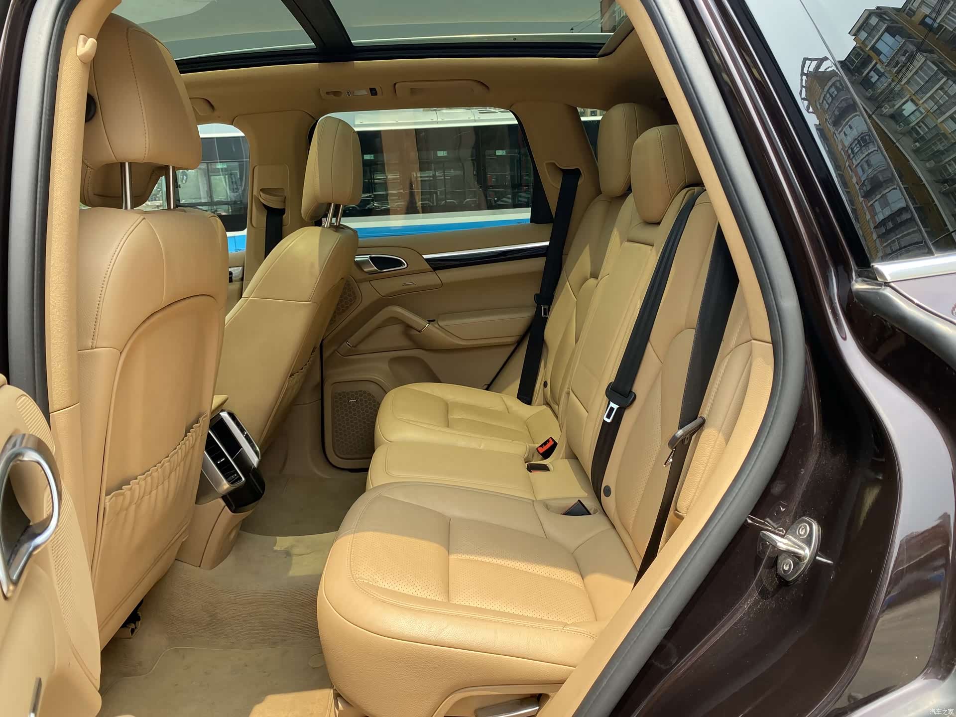 Porsche Cayenne, 2016 12