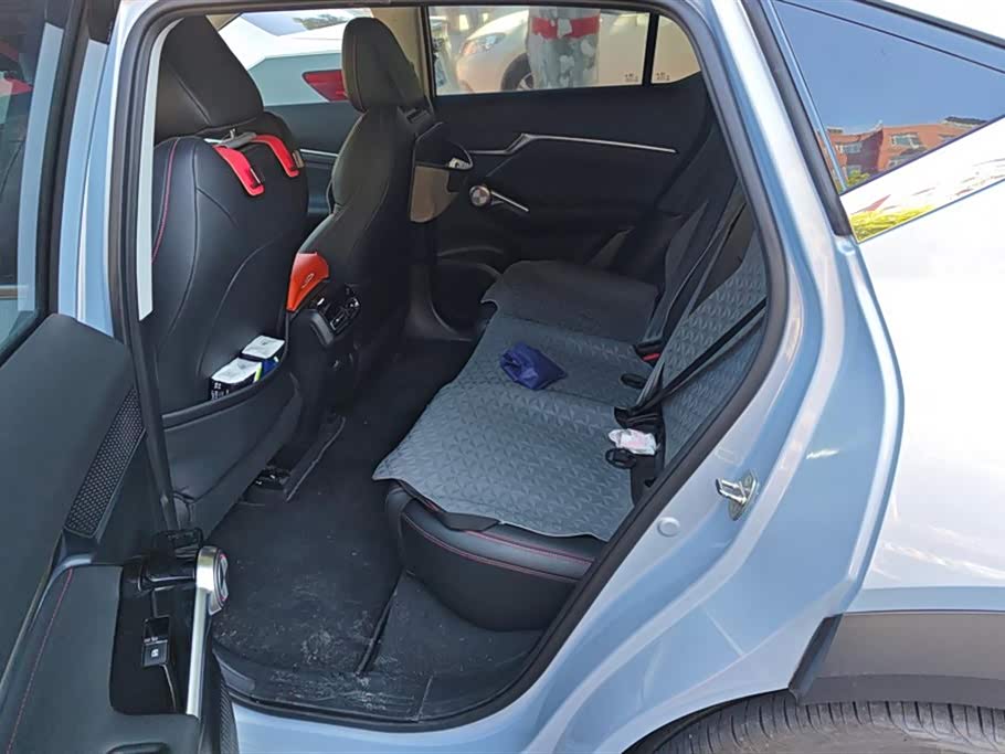 Trumpchi Shadow cool