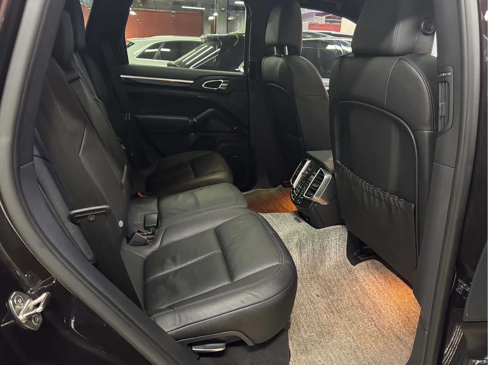 Porsche Cayenne, 2014 24