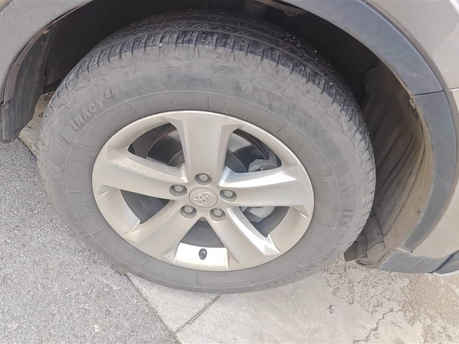 Toyota RAV4 Rongfang