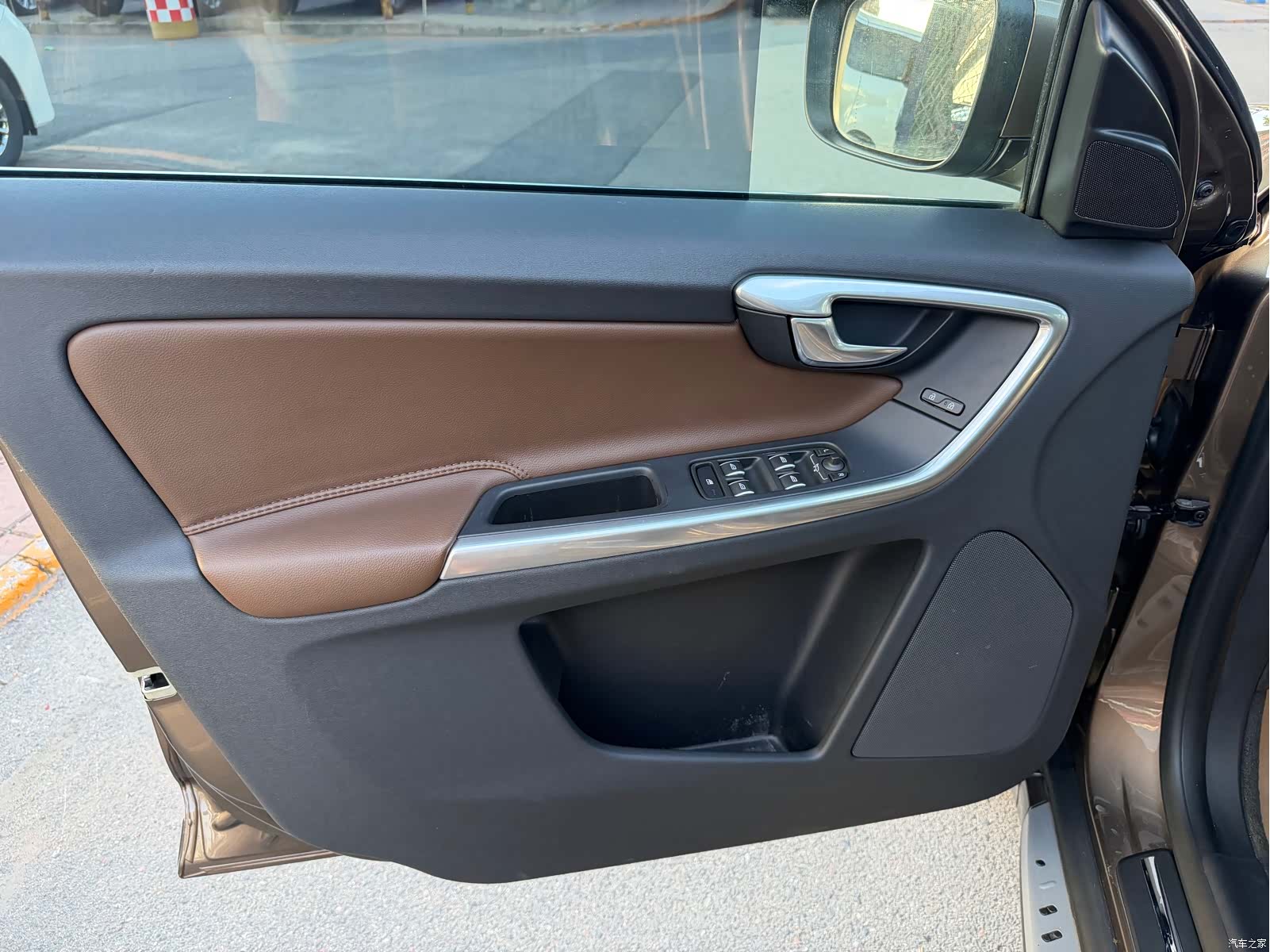 Volvo XC60, 2017 11