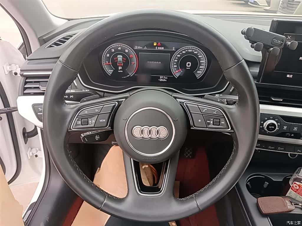 Audi A4L, 2022 11