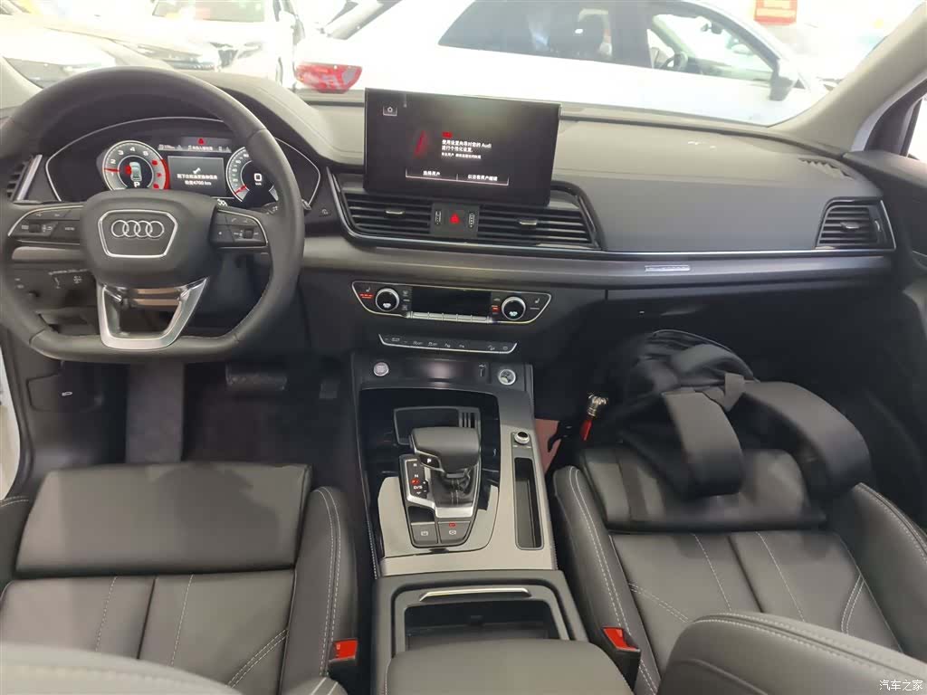 Audi Q5L, 2023 6