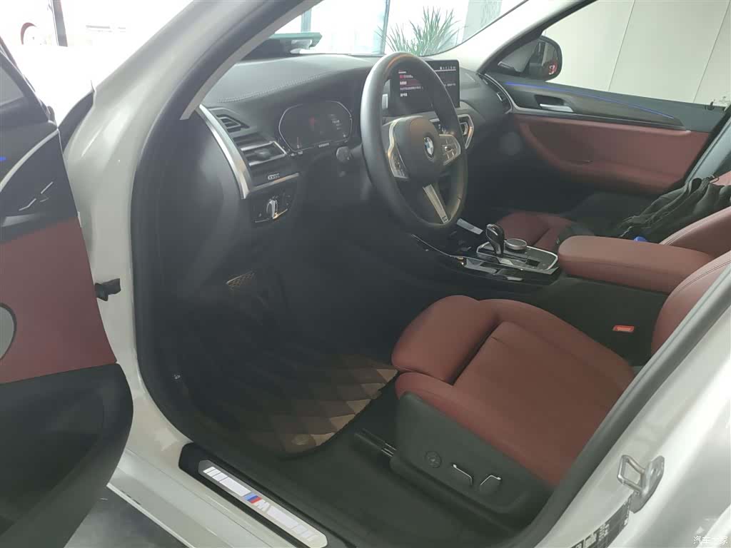 BMW X3, 2025 12