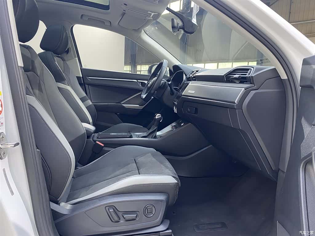 Audi Q3, 2022 9