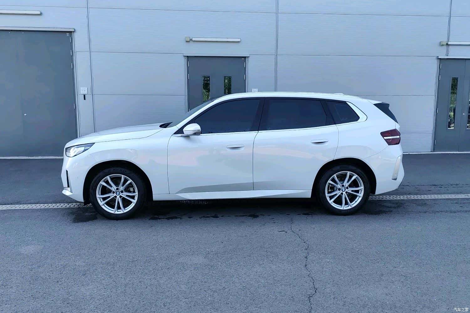 BMW X3, 2025 все фото