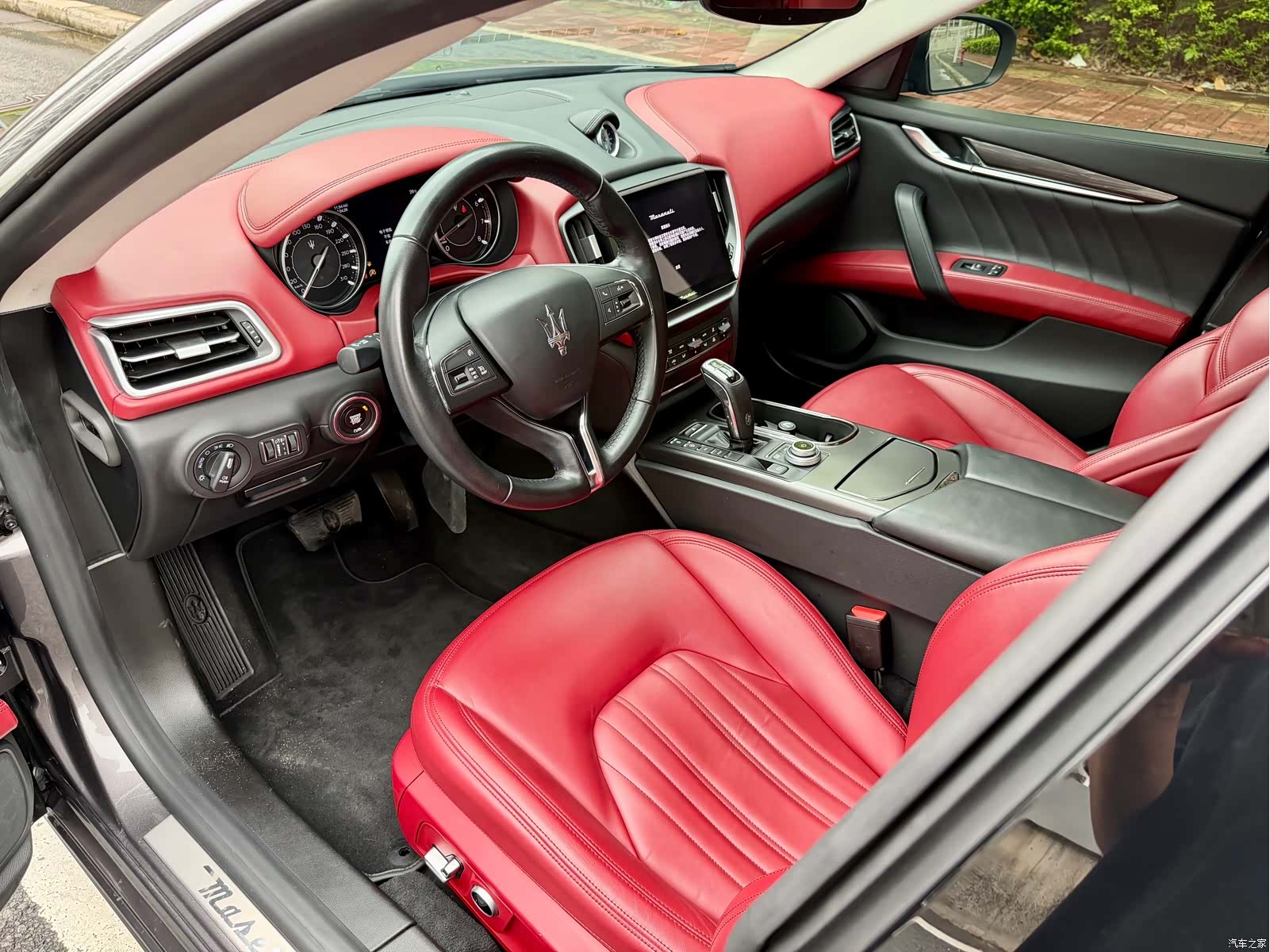 Maserati Ghibli, 2021 13