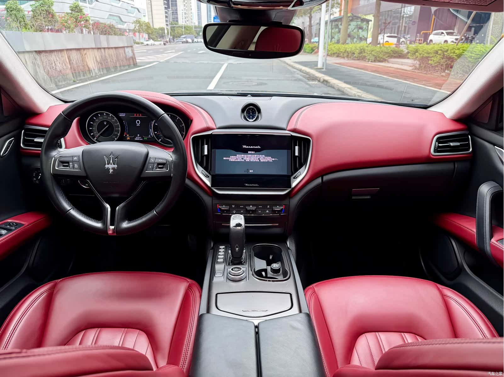 Maserati Ghibli, 2021 24