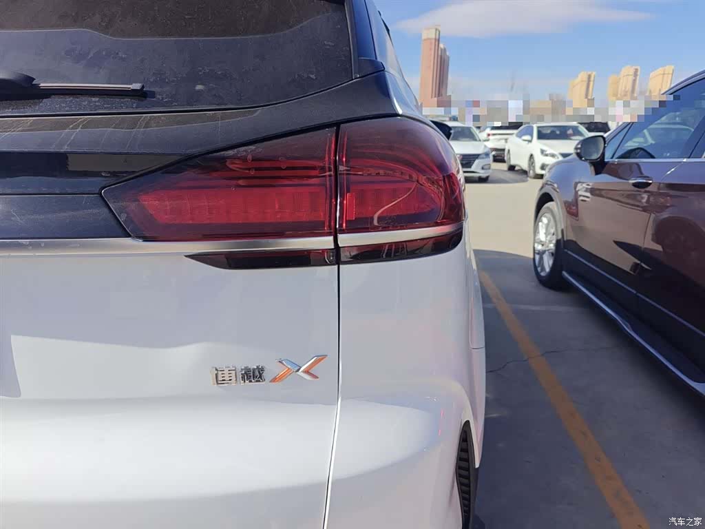 Geely Boyue, 2022 8
