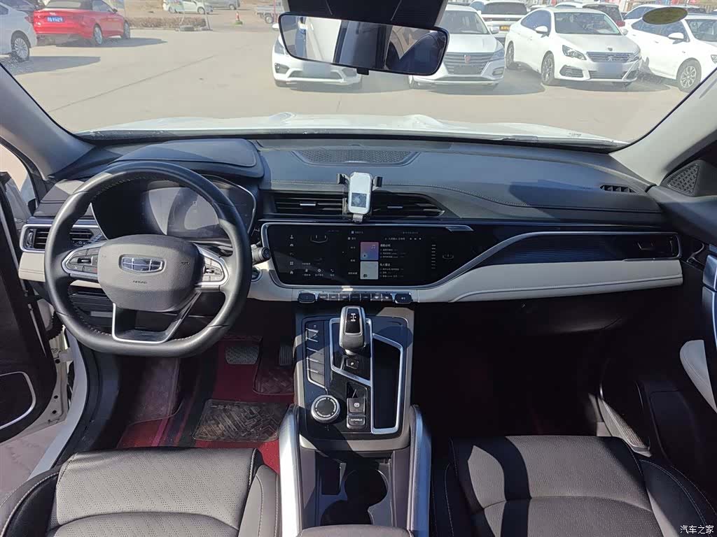 Geely Boyue, 2022 10