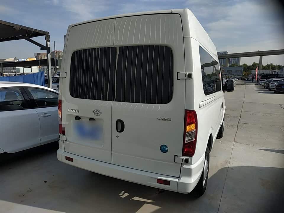 MAXUS Xintu V80