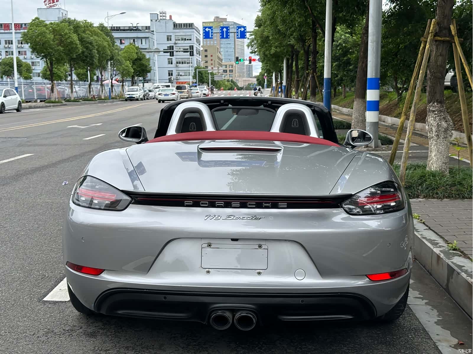 Porsche Boxster, 2018 12