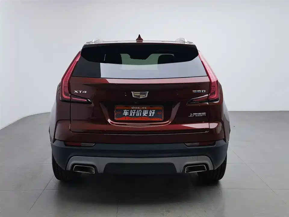 Cadillac XT4