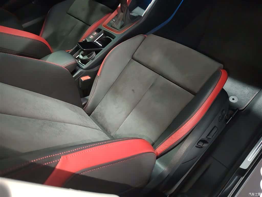 Audi Q3, 2022 25