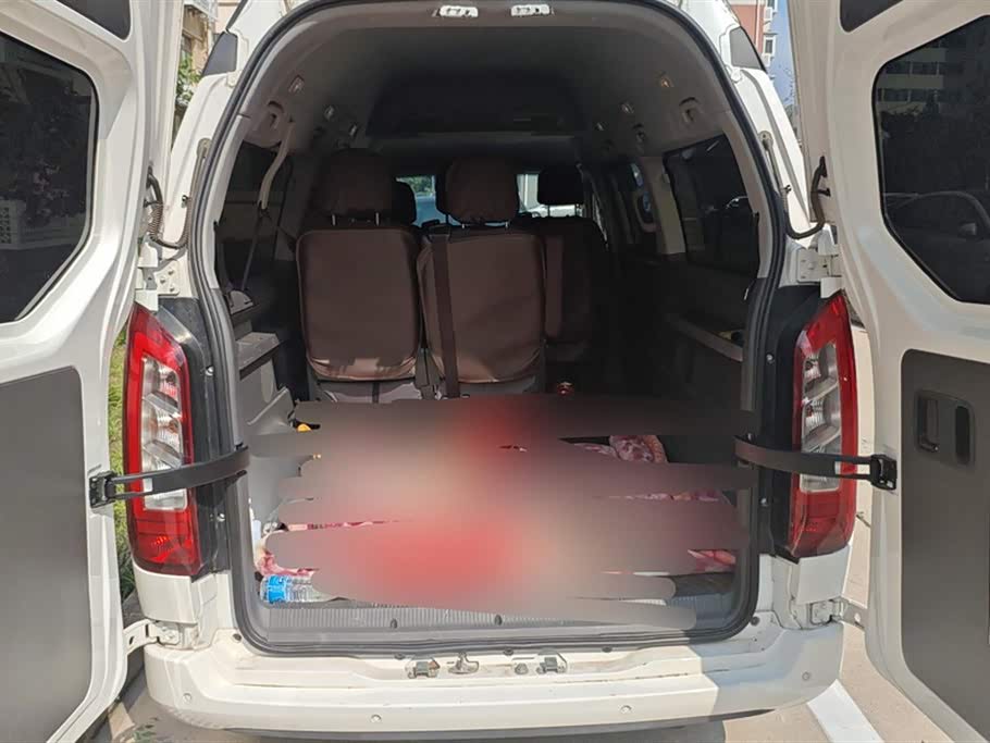 Jinbei Sea Lion King