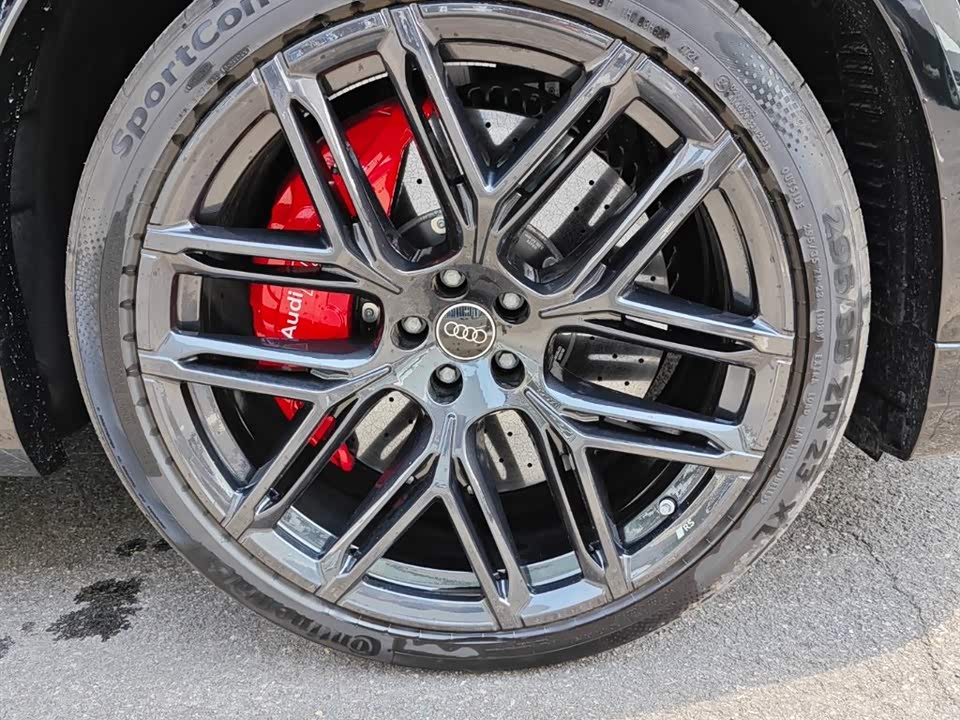 Audi RS Q8 Audi RS Q8