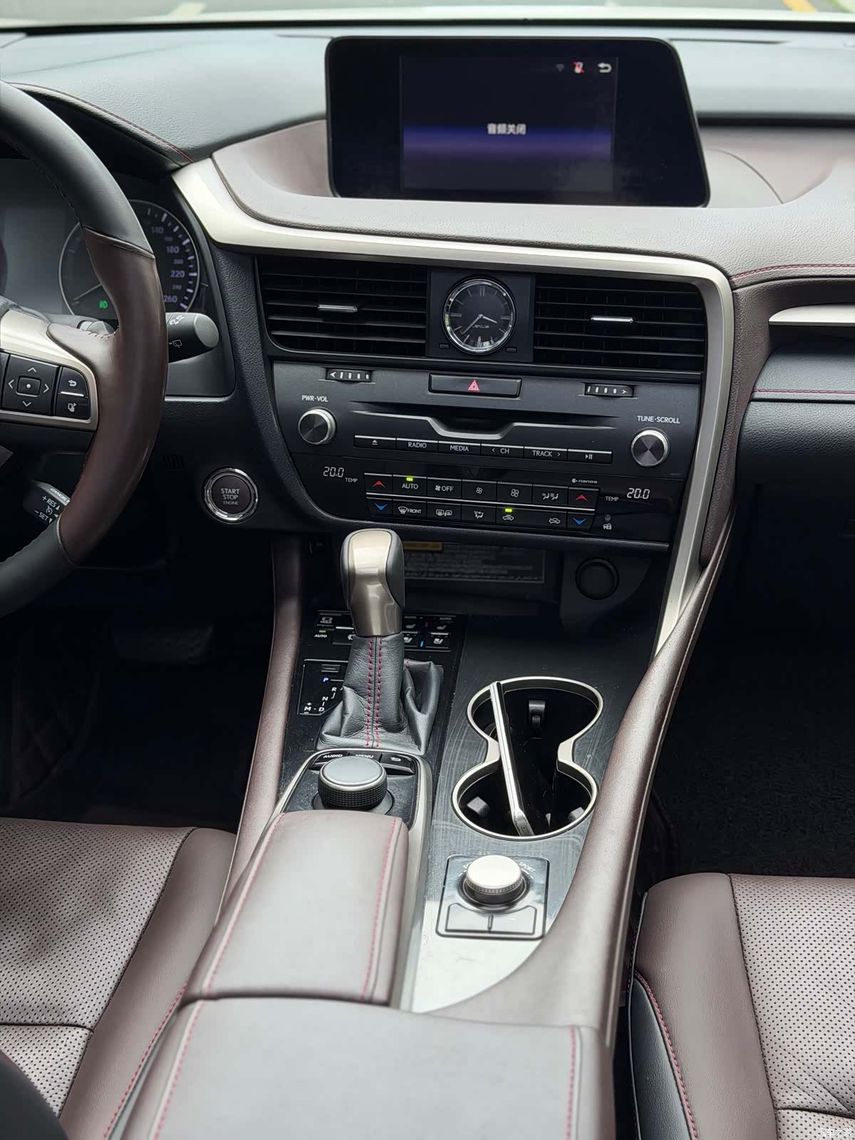Lexus RX, 2017 8