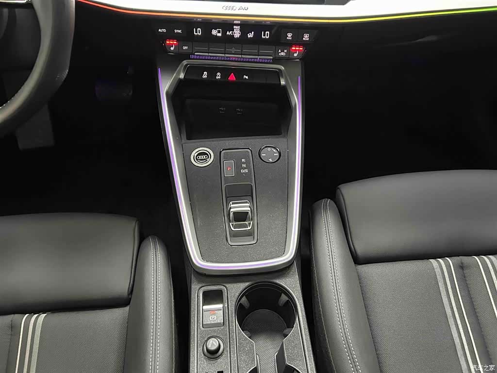 Audi A3, 2023 все фото