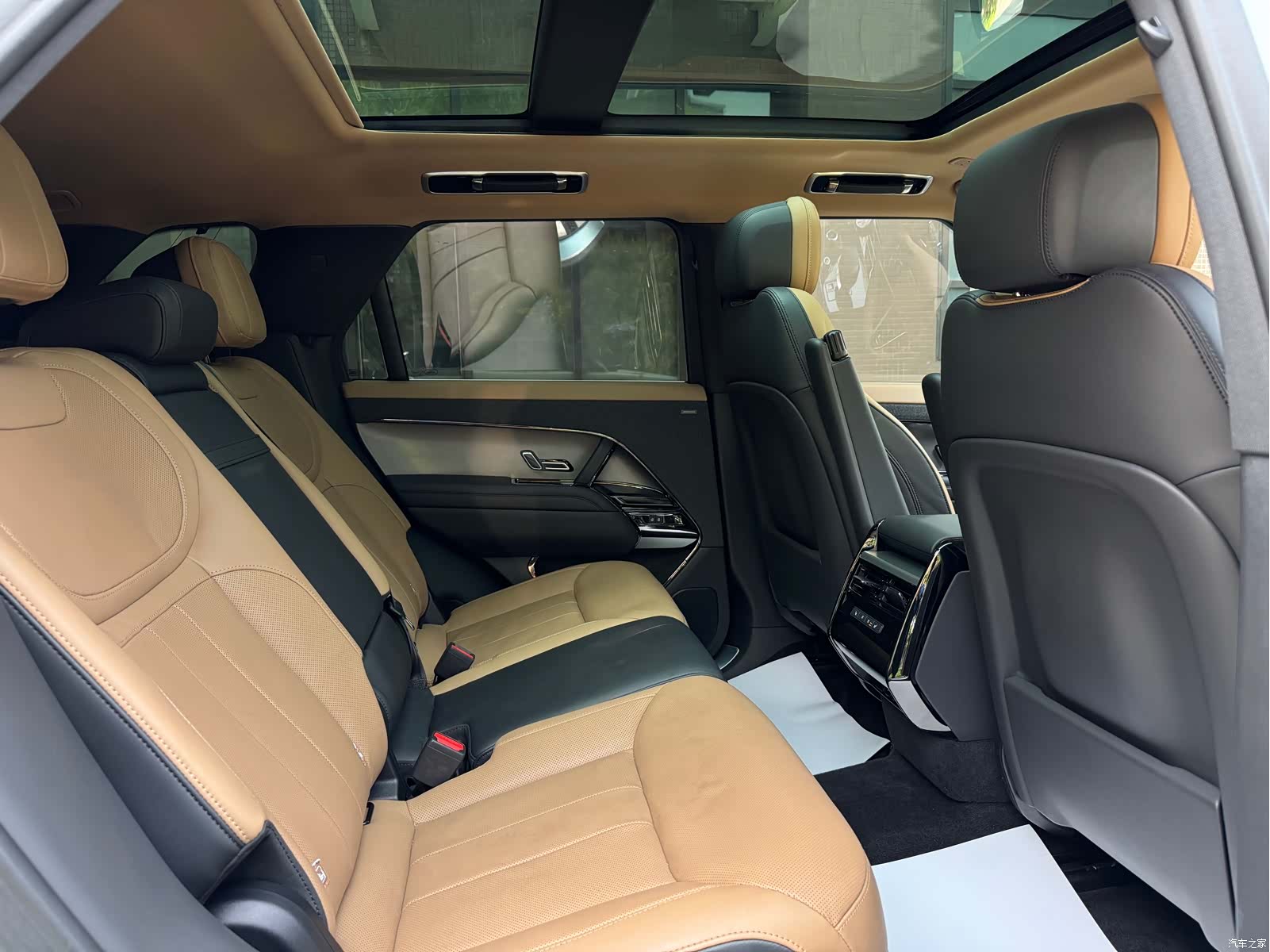 Land Rover Range Rover, 2023 13
