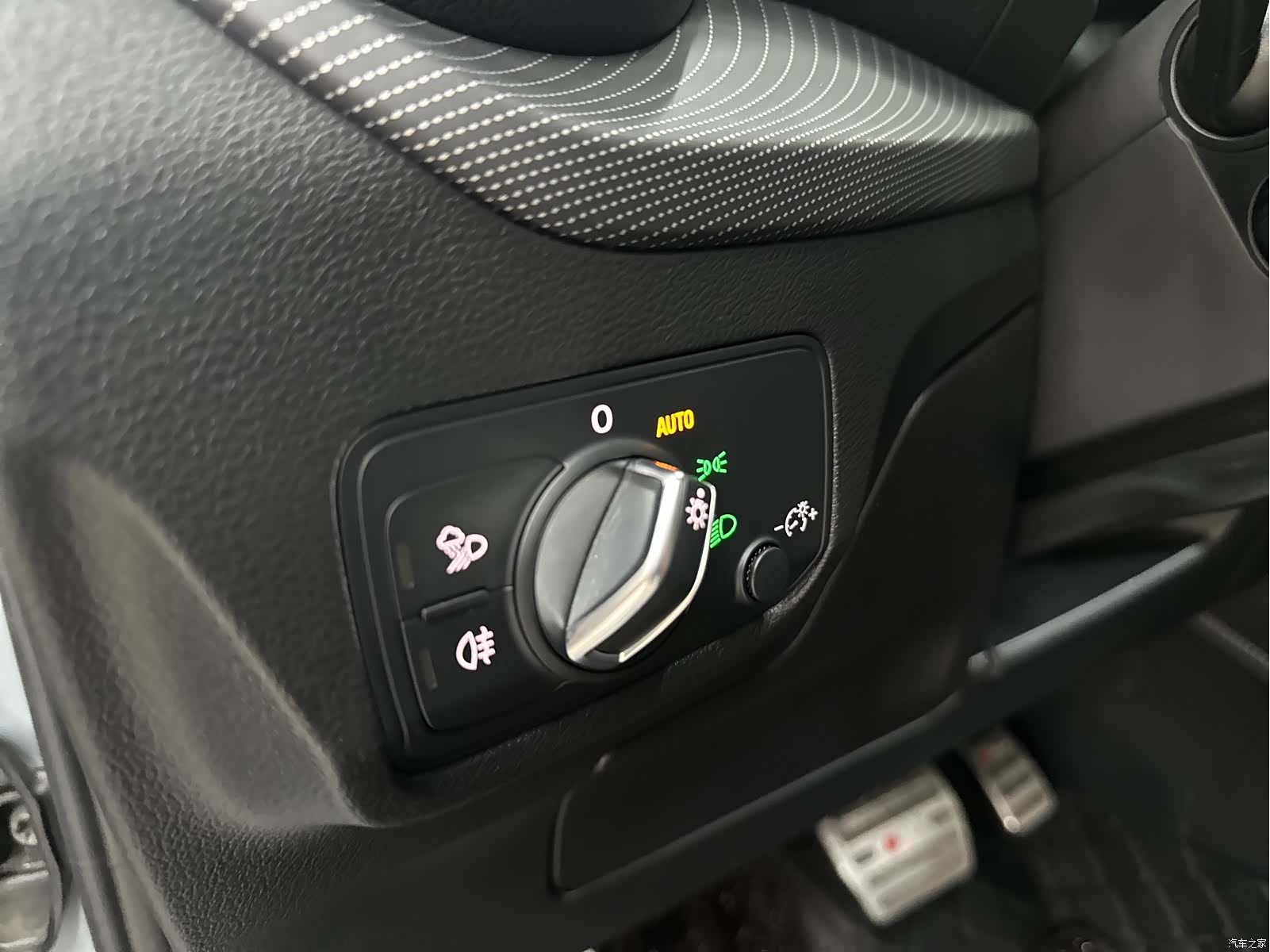 Audi Q2L, 2022 7