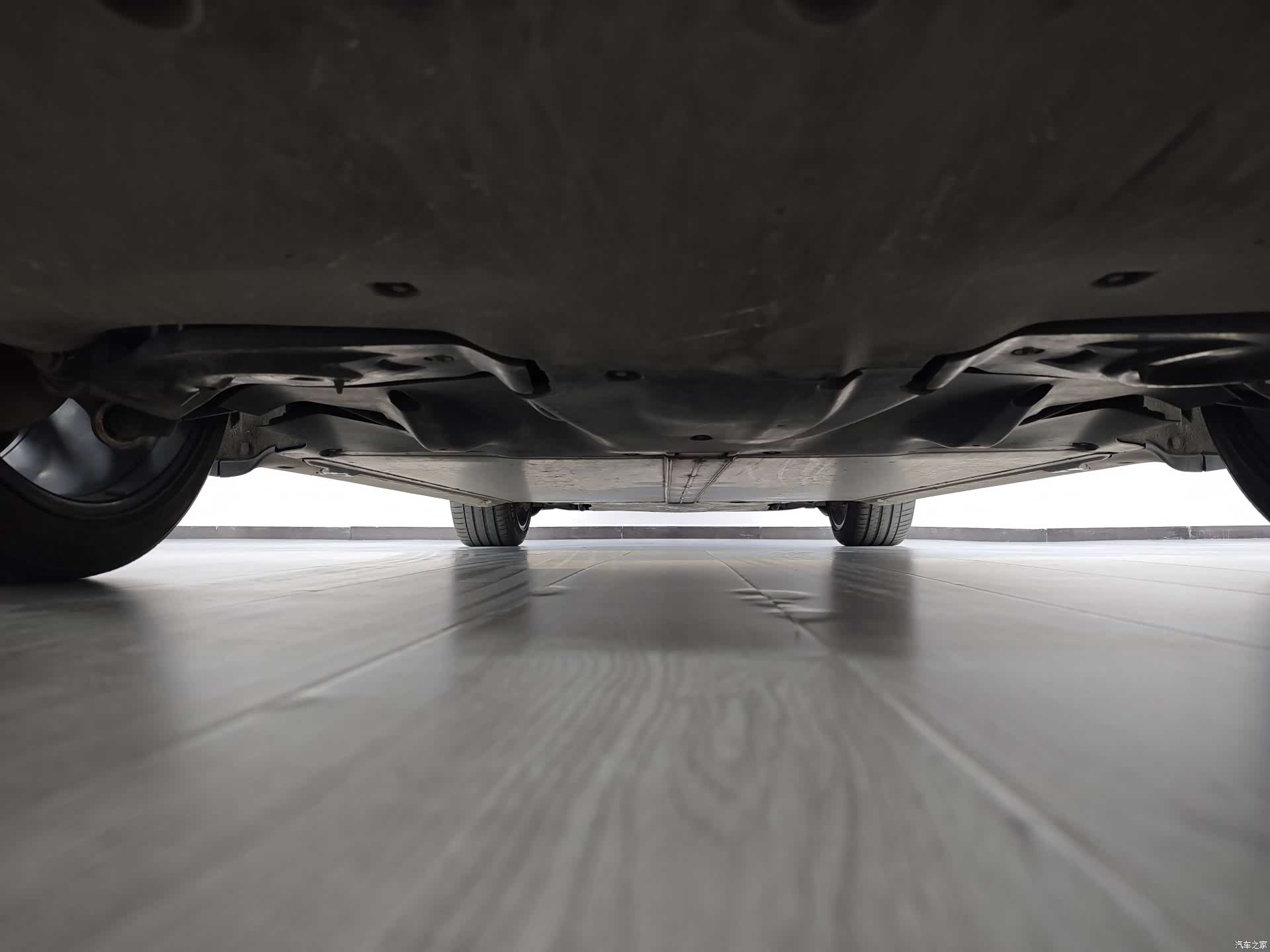 Tesla Model Y, 2021 52
