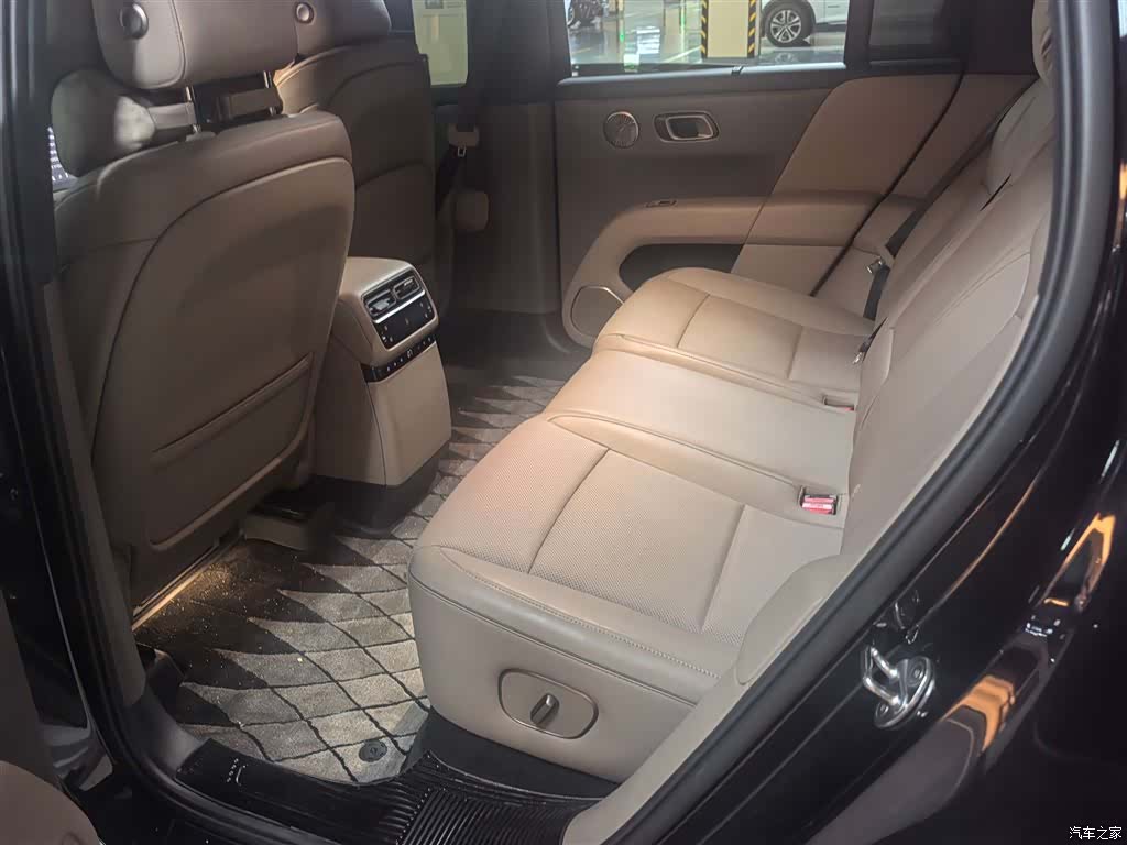 Li Auto i6, 2025 16