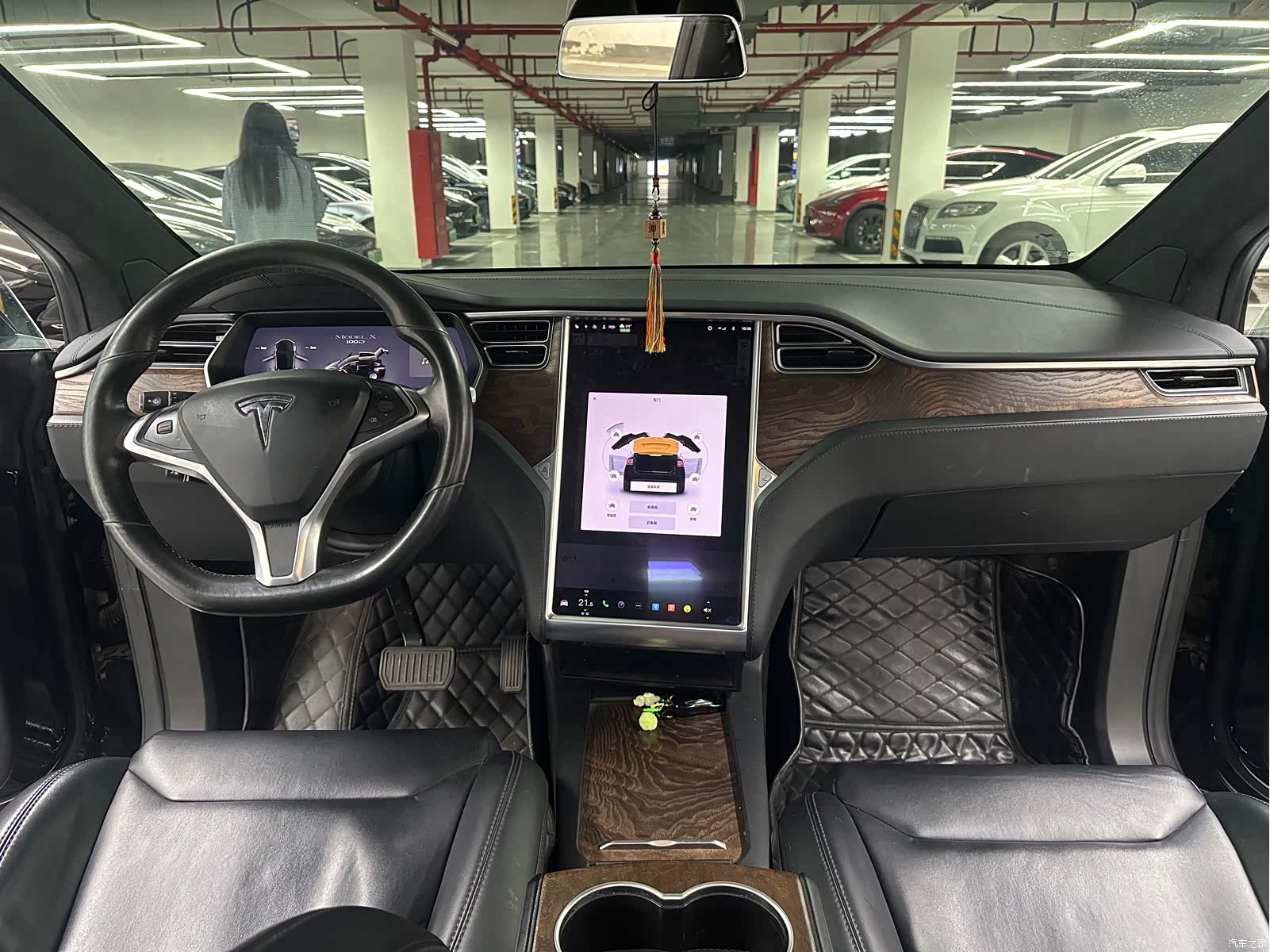 Tesla Model X, 2018 10