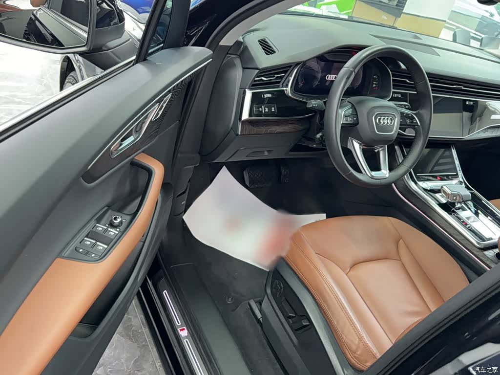 Audi Q7, 2021 10