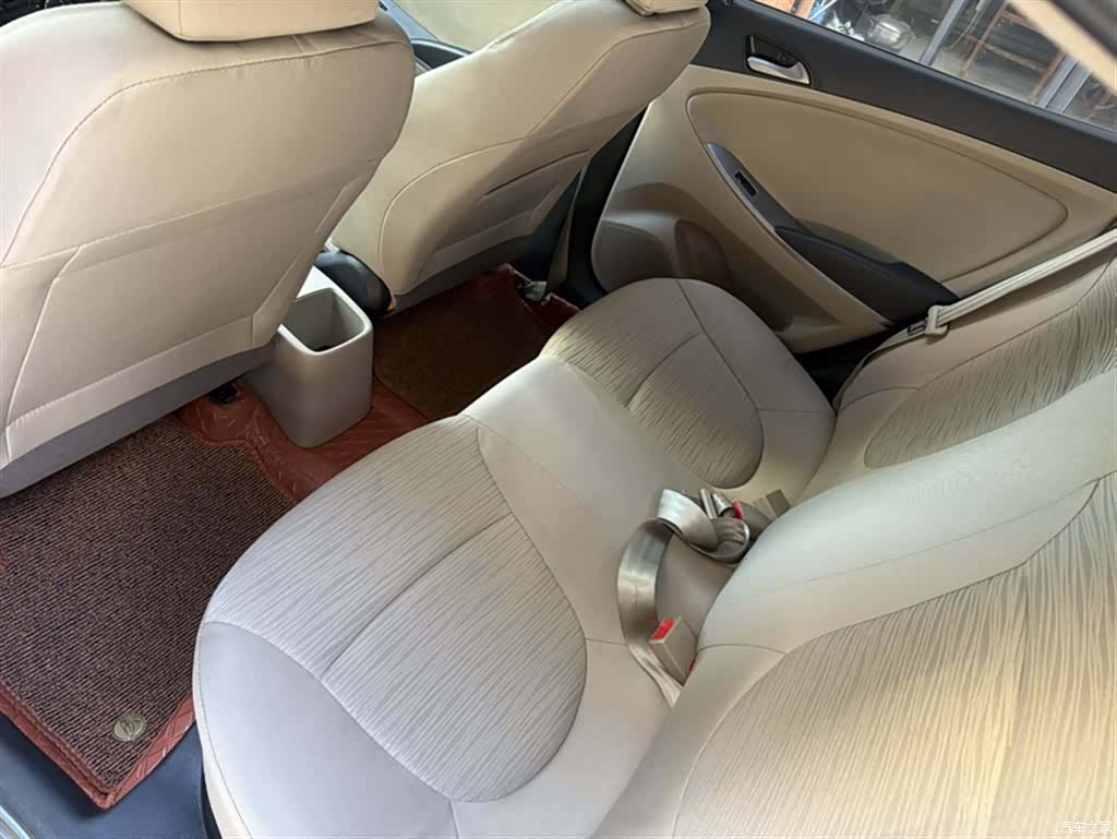 Hyundai GLX, 2016 14