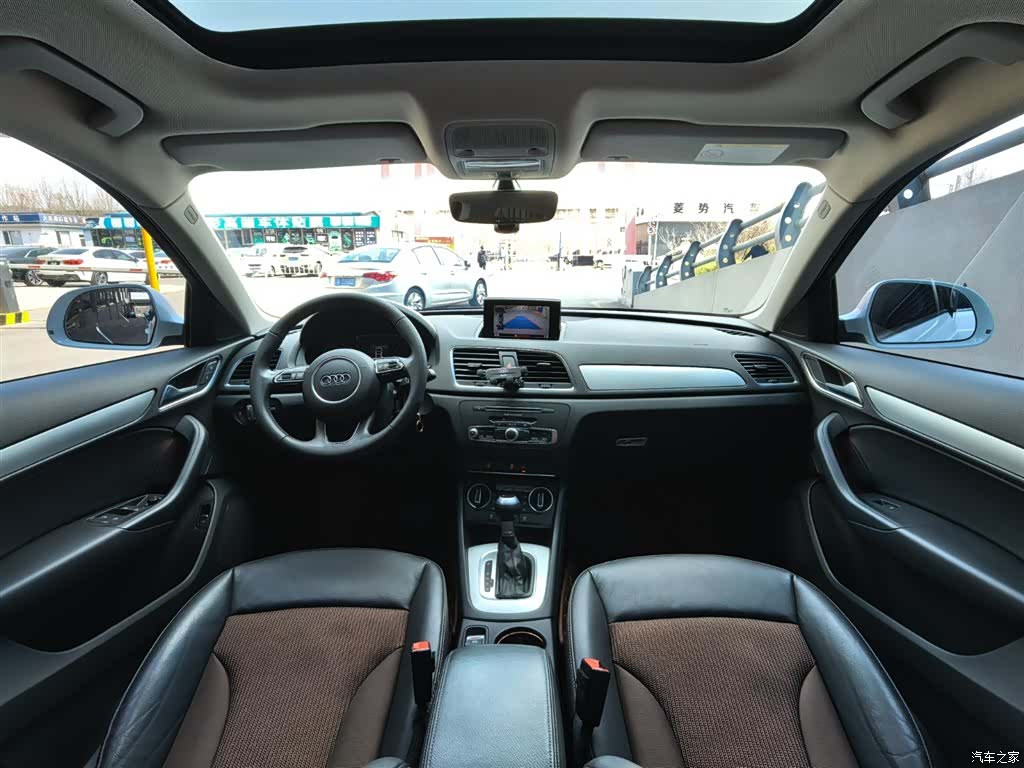 Audi Q3, 2019 9
