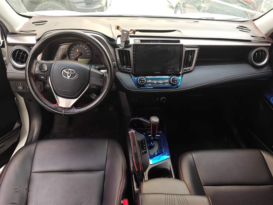 Toyota RAV4 Rongfang