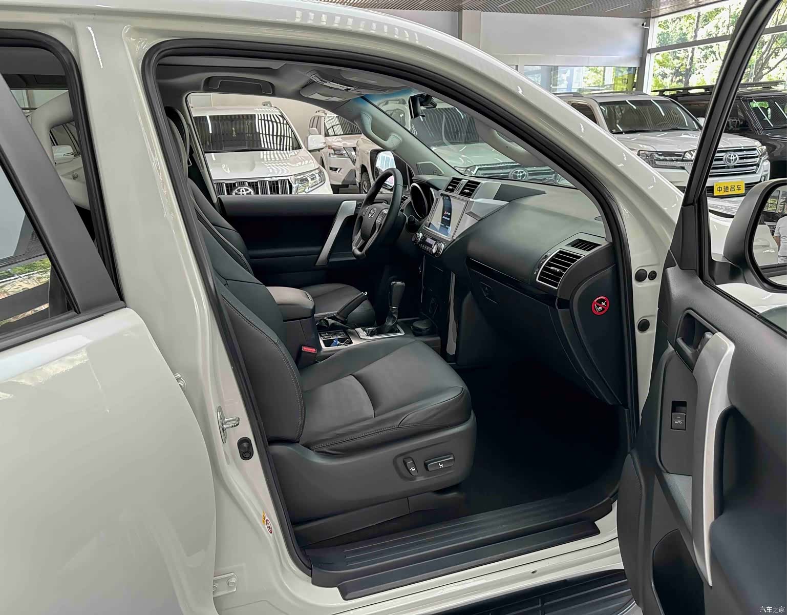 Toyota Prado, 2016 11
