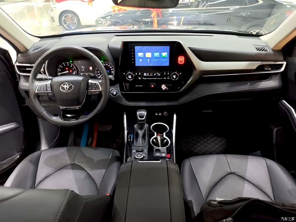 Toyota Highlander, 2024 10
