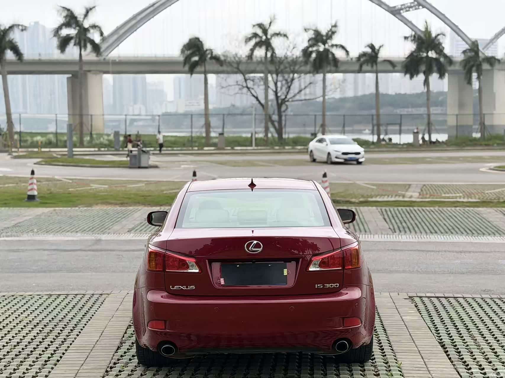Lexus IS, 2010 все фото