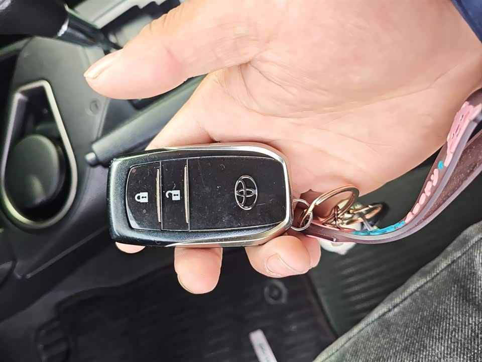 Toyota RAV4 Rongfang