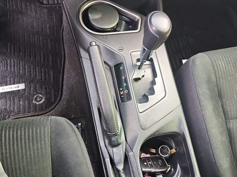 Toyota RAV4 Rongfang