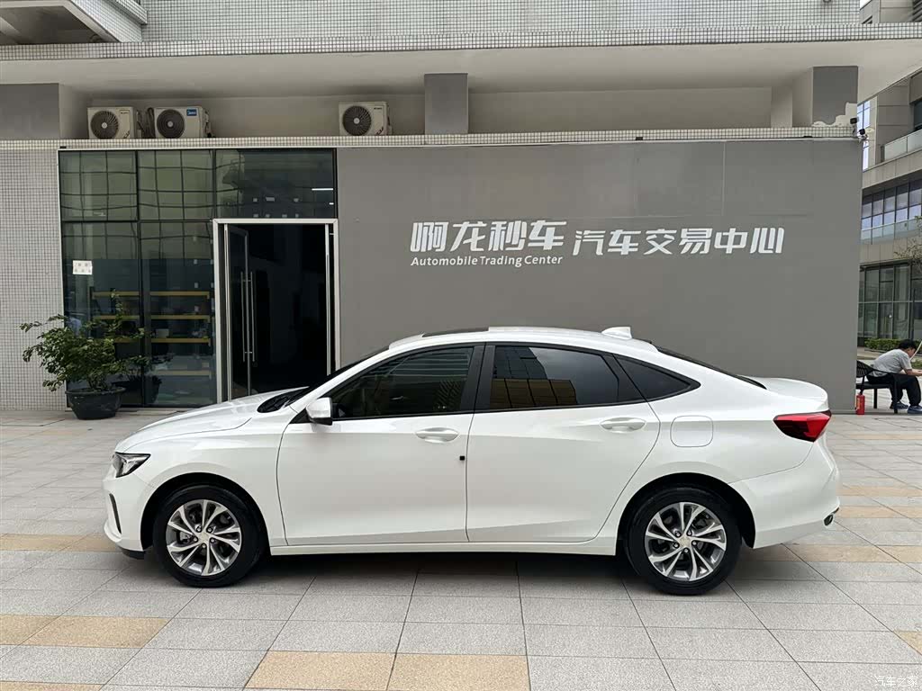 Buick Verano, 2025 8