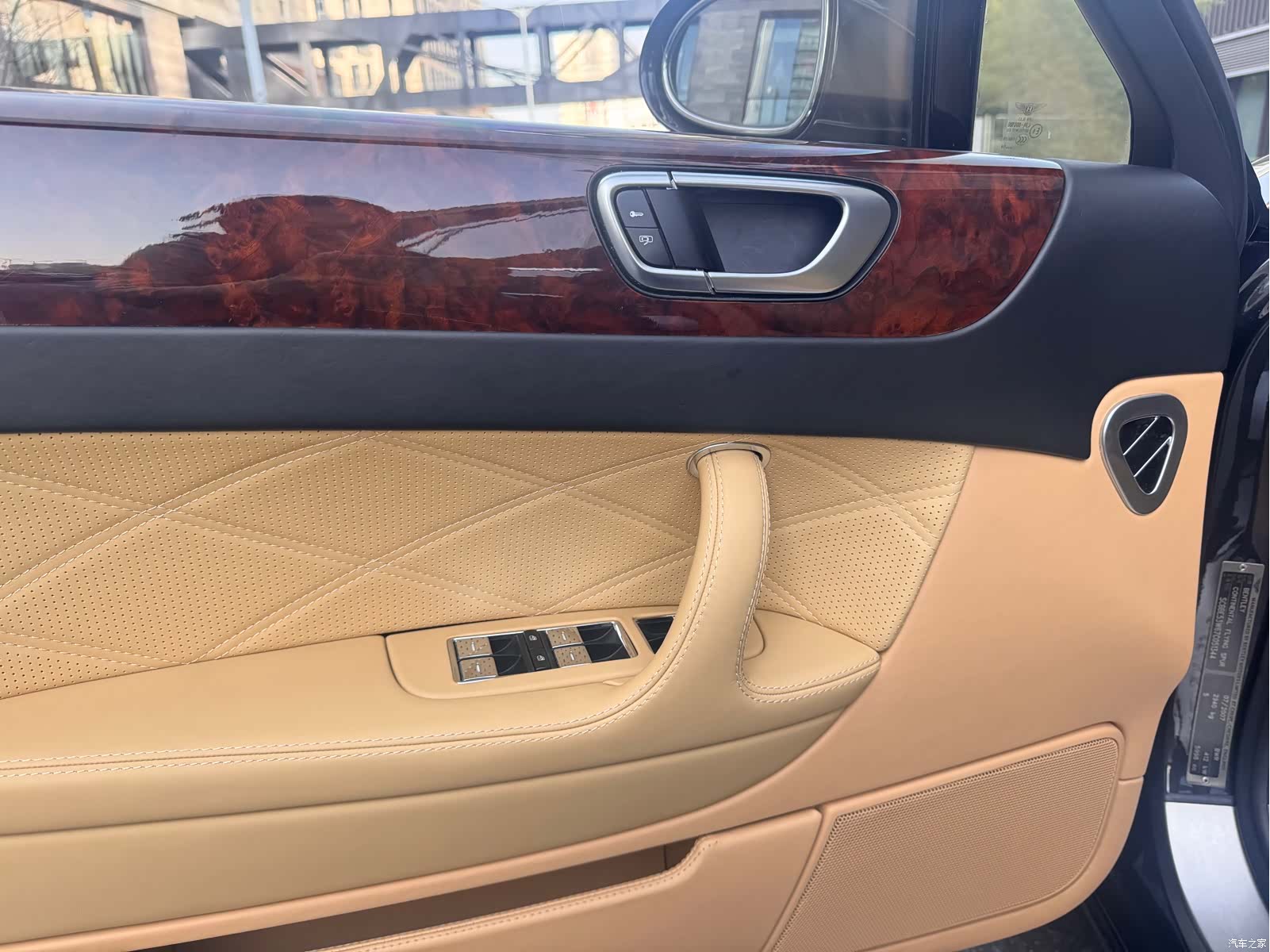 Bentley Flying Spur, 2007 27
