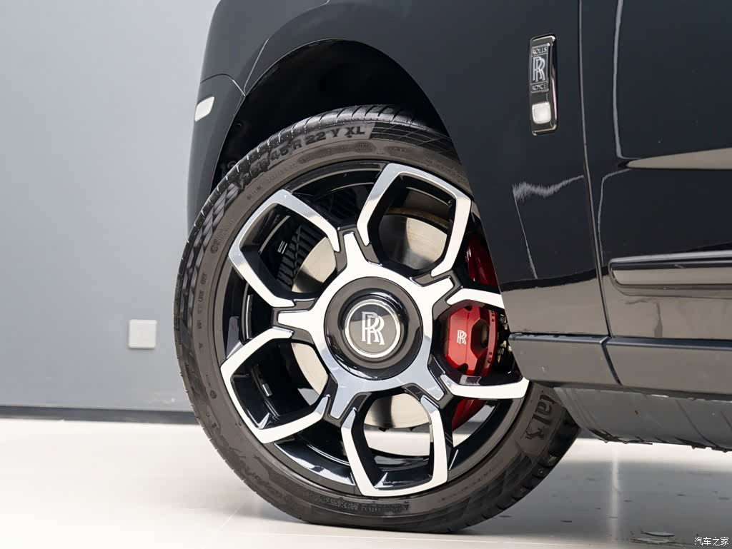 Rolls-Royce Cullinan, 2024 все фото