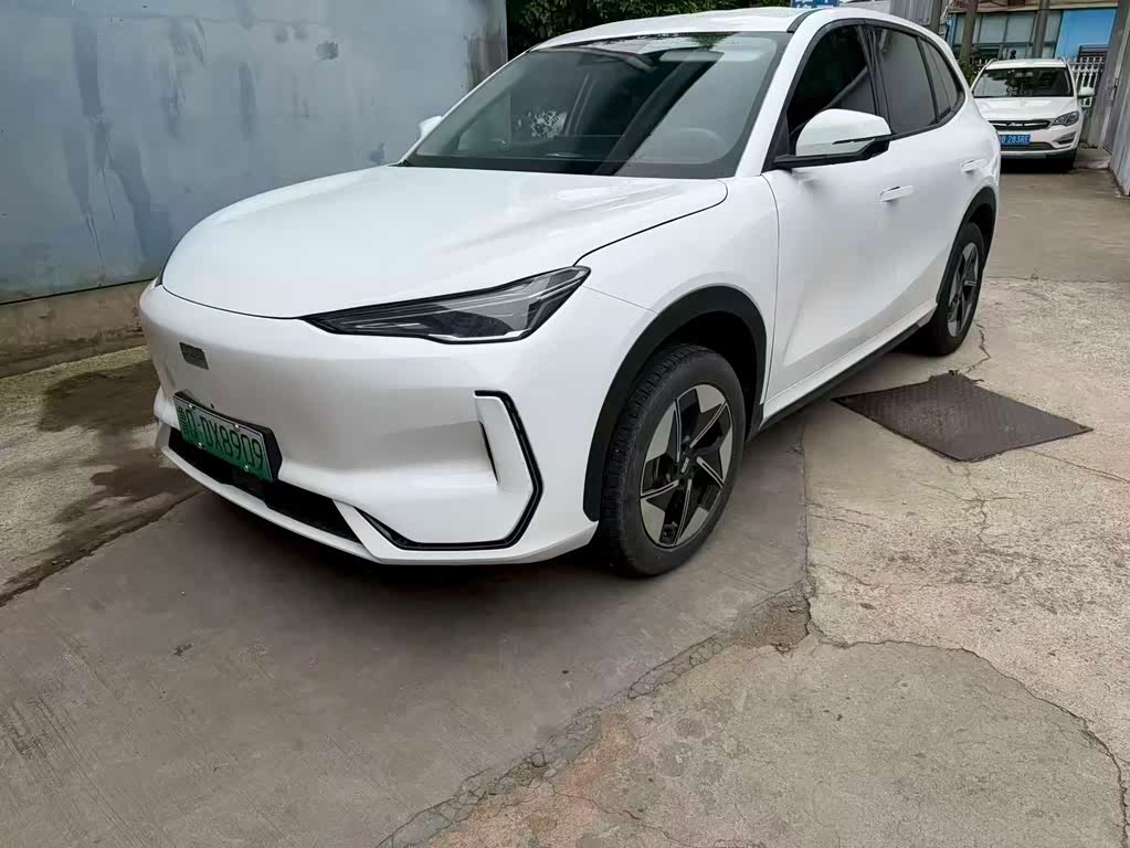 Geely Galaxy E5
