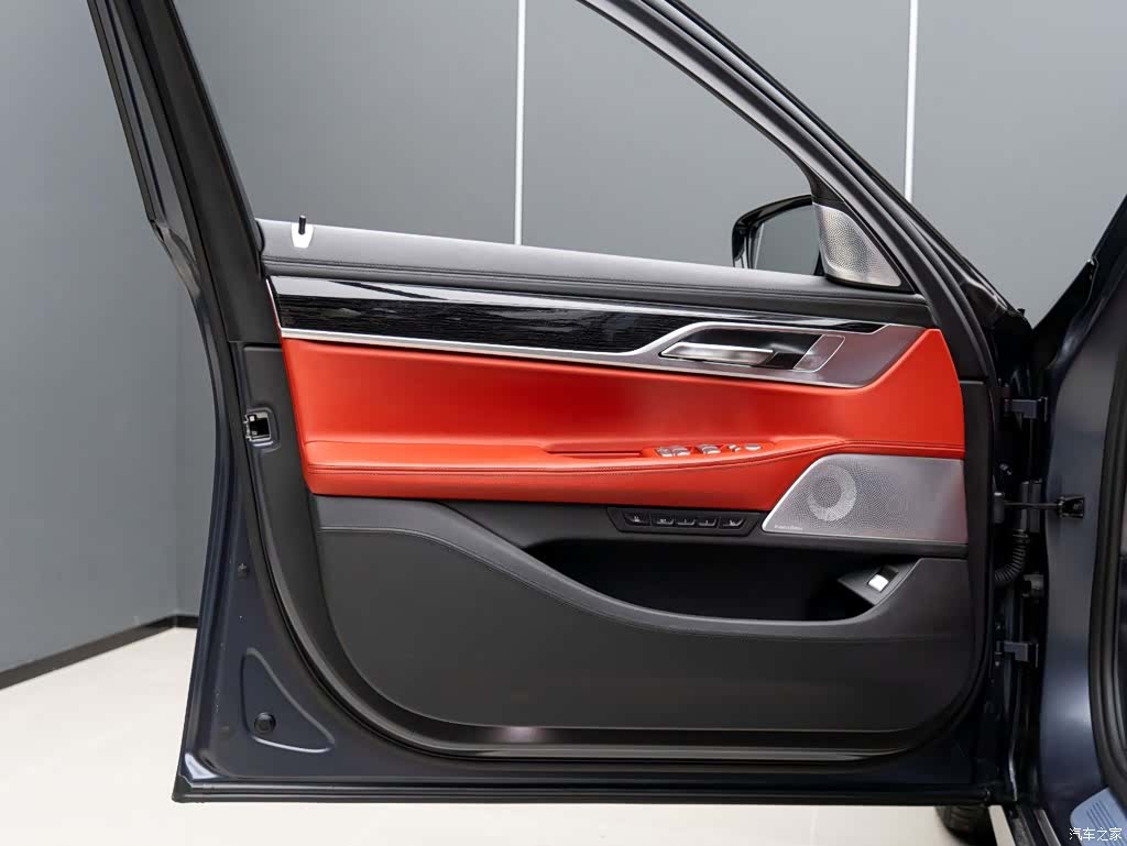 BMW 7 Series, 2018 7