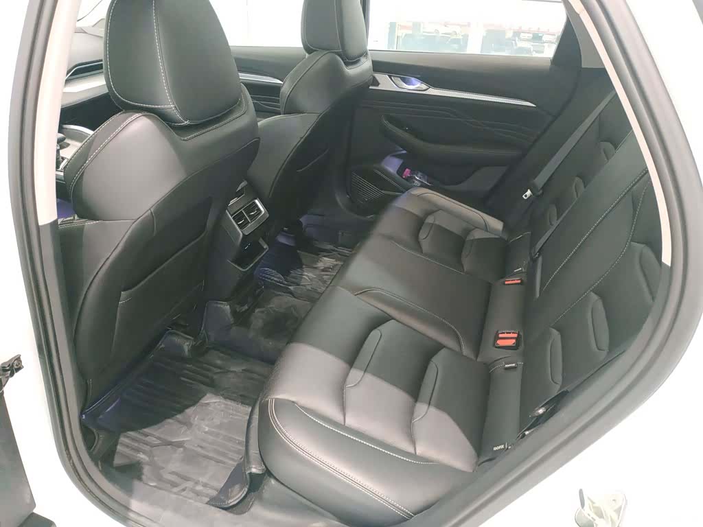 Geely Preface, 2023 17