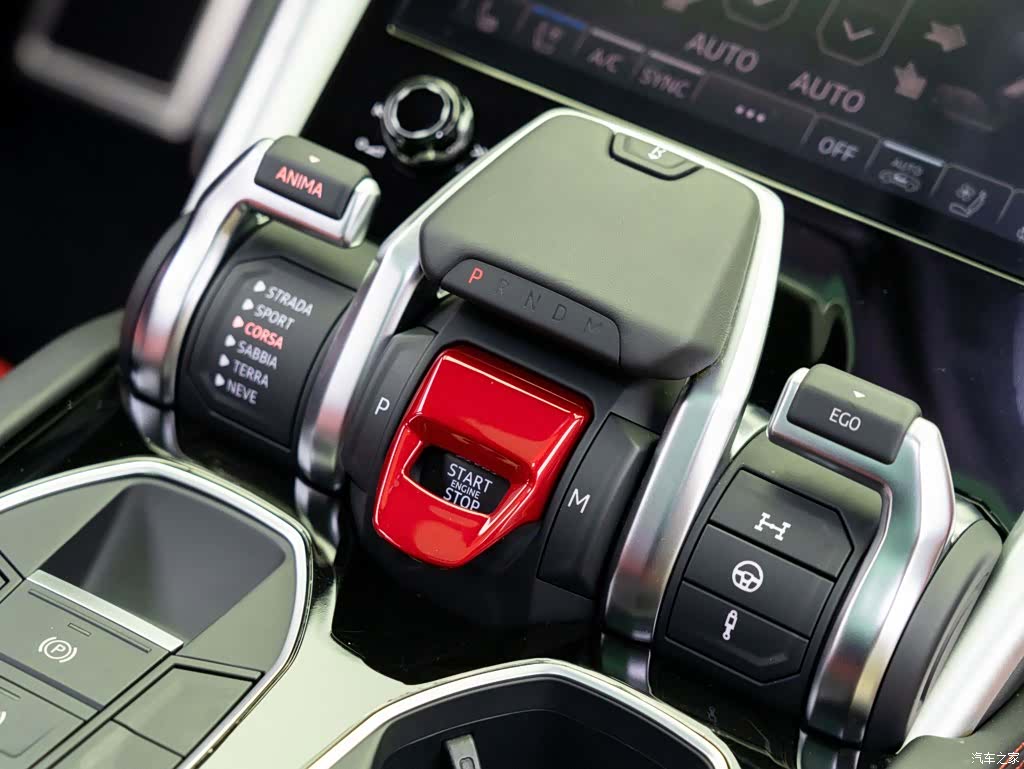 Lamborghini Urus, 2022 22