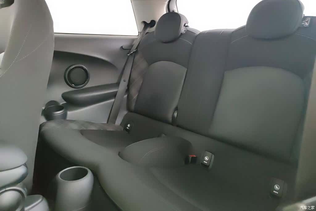 Mini Cooper, 2018 11