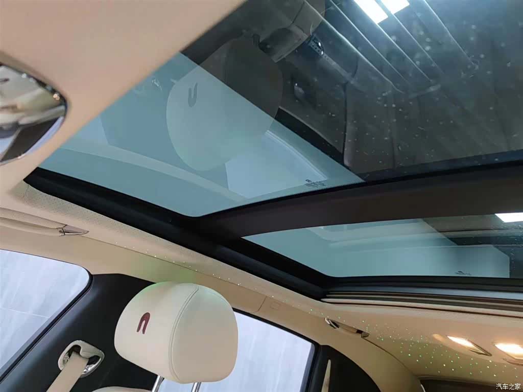 Rolls-Royce Ghost, 2016 9