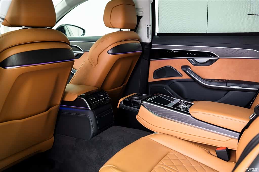 Audi A8L, 2025 7